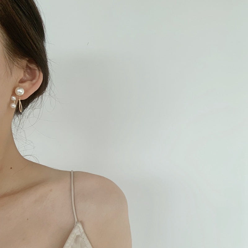 Pearl ear-rings